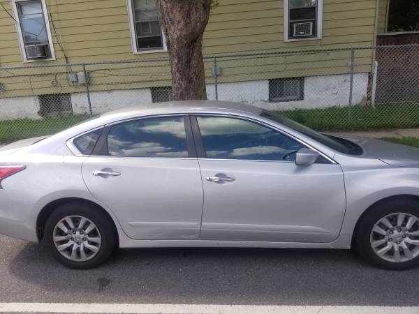 For rent TLC Plated 2015 Nissan Altima - $400
